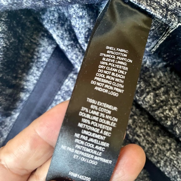 Men’s Blazer, perfect fit, made of Italian Fabric, in great condition. - Picture 5 of 7